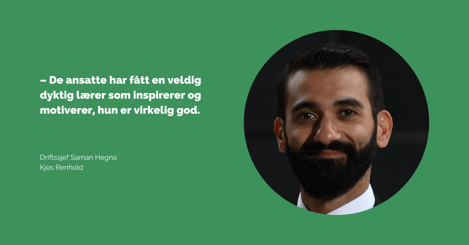 Smilende mann med skjegg
